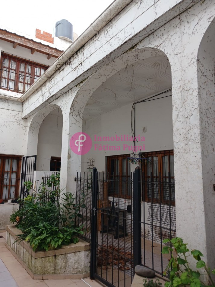 Ph 2 ambientes lateral, planta baja con patio. La Perla