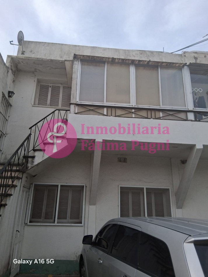 Salta casi Balcarce. Departamento 2 1/2 ambientes lateral 1°piso por escaleras