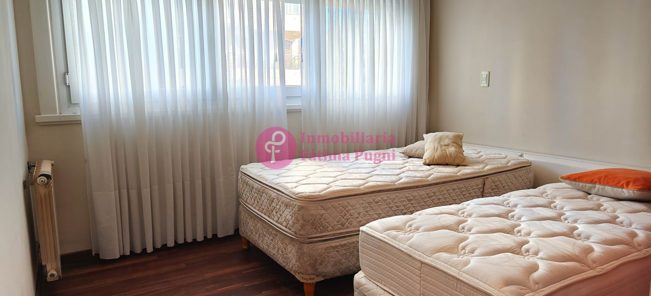 Piso 4 ambientes con cochera, amoblado. Avenida Colon 1105