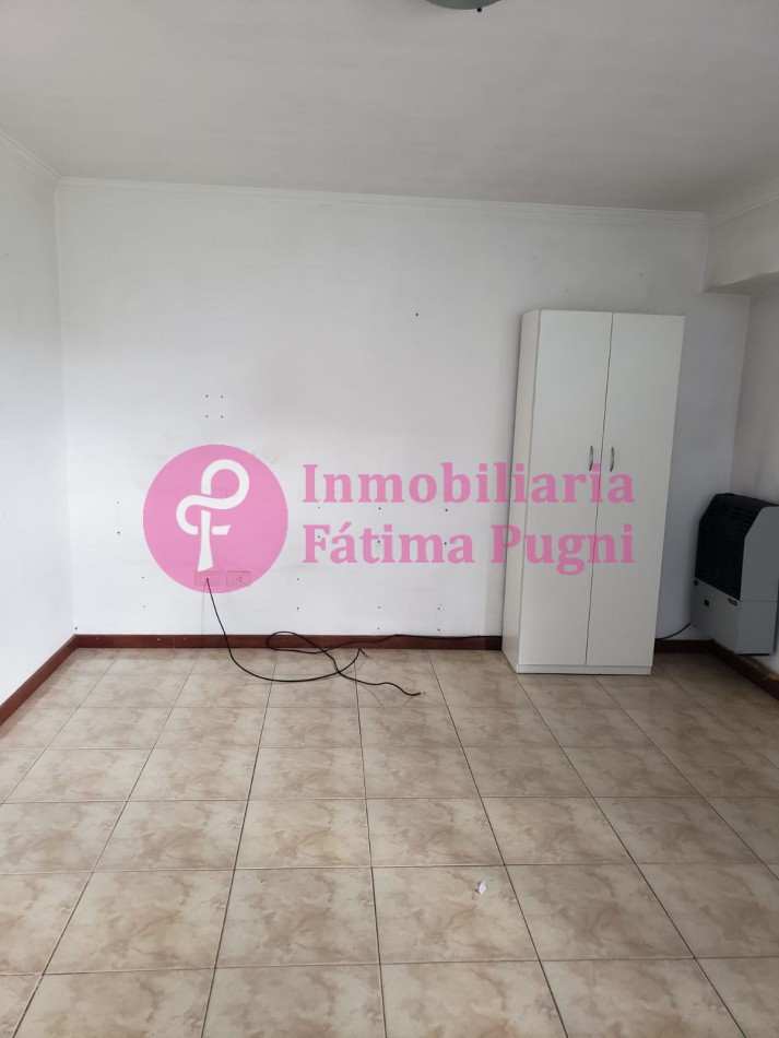 Alquiler 24 m - Italia 543 Ph planta alta, 3 ambientes en duplex 