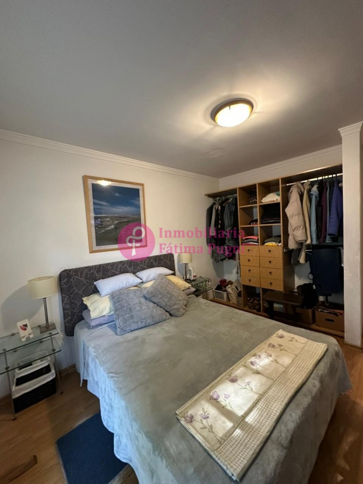 Chalet 3 ambientes con parque . Totalmente reciclado