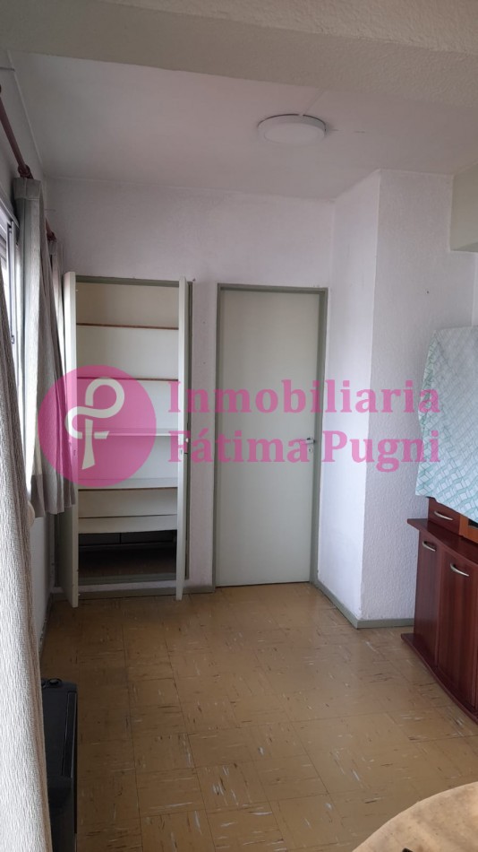 Bolivar y La Rioja- Departamento 2 ambientes- alquiler 24 meses