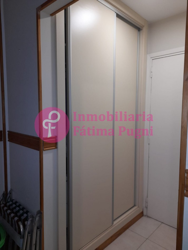 Departamento 1 ambiente a la calle con balcon- Impecable
