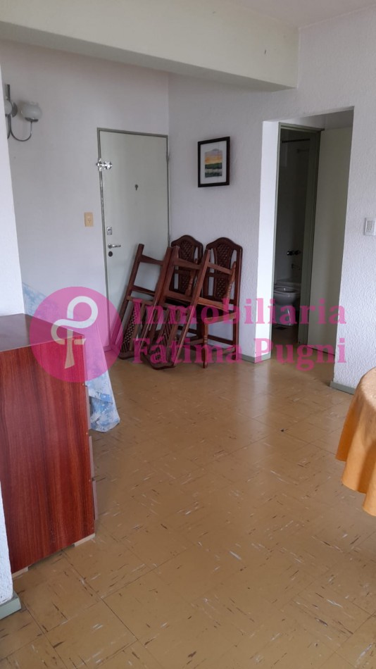 Bolivar y La Rioja- Departamento 2 ambientes- alquiler 24 meses