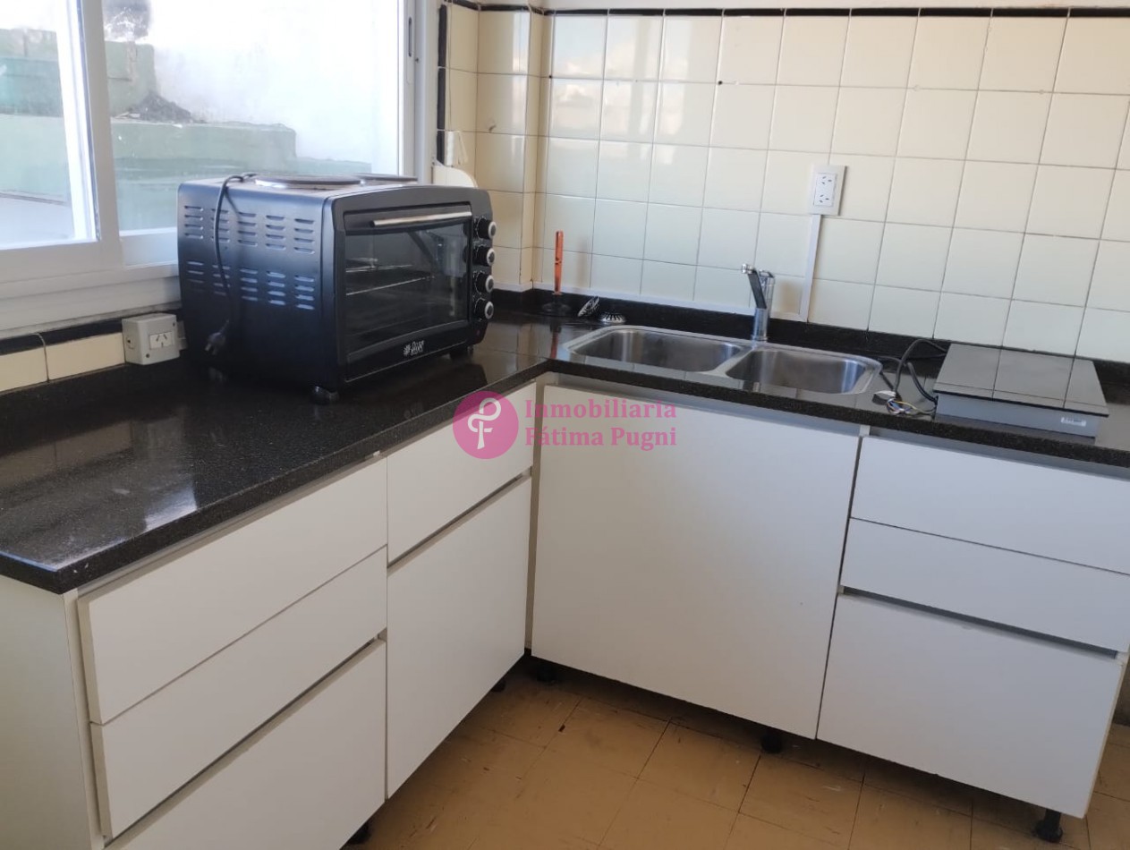 Bolivar y La Rioja- Departamento 2 ambientes- alquiler 24 meses