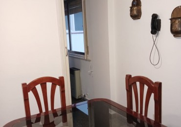 Falucho 2188 - Departamento 1 ambiente dividido,interno. Muy buen estado