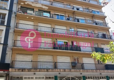 Belgrano 2350 - Alquiler 24 m Departamento de 2 ambientes lateral 