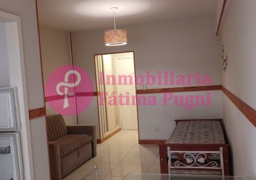 Departamento 1 ambiente a la calle con balcon- Impecable